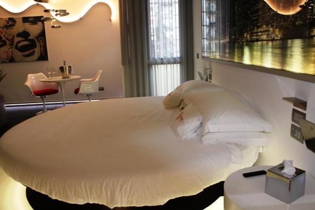 Domus Grand Hotel Ренде Екстериор снимка