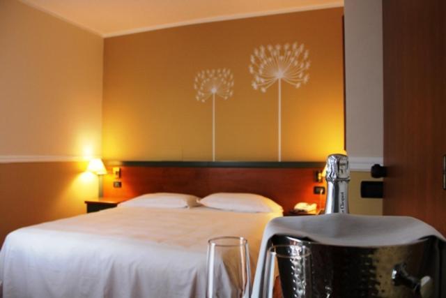 Domus Grand Hotel Ренде Екстериор снимка